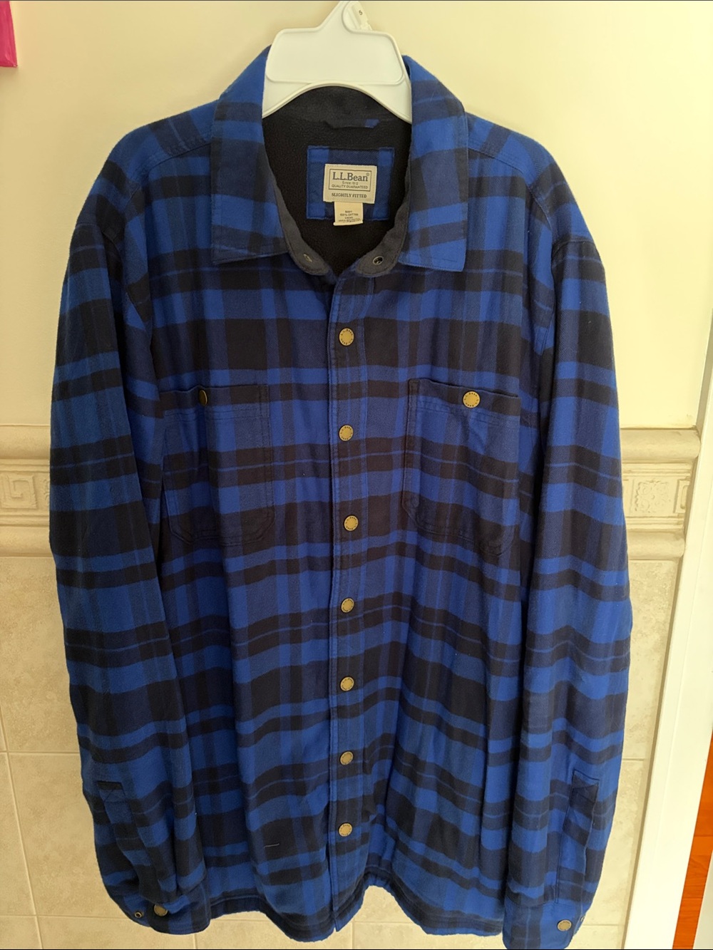 L.L. Bean Men’s Blue and Black Plaid Button-Front Fleece Lined Shirt Jacket